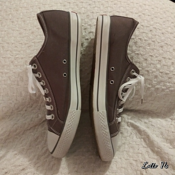 Levi's Brown Canvas Sneakers sz 11 - Picture 3 of 8